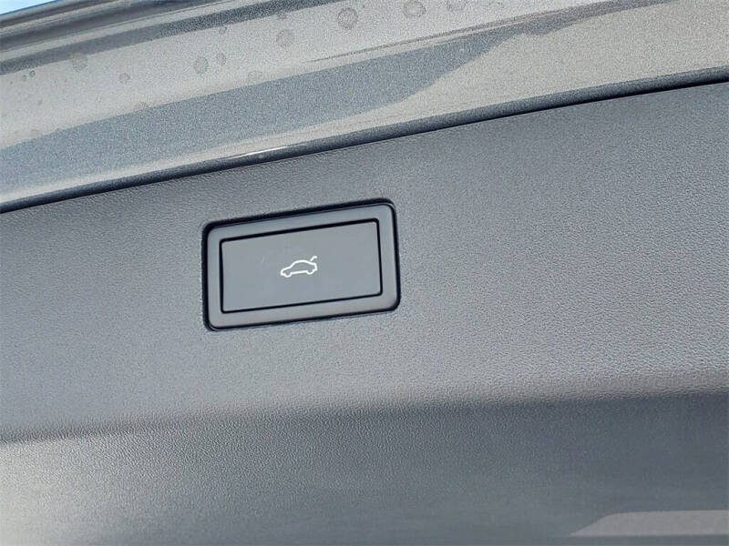 2026 Volkswagen Tiguan SE R-Line Black 4Motion