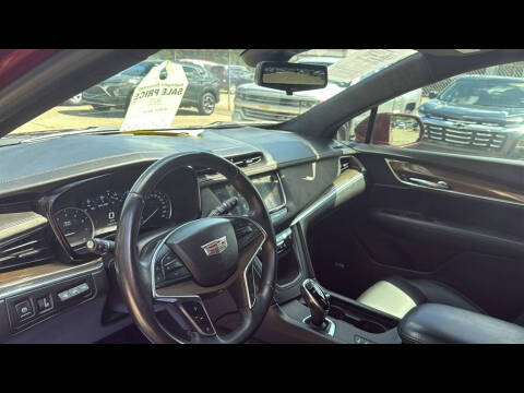 2017 Cadillac XT5 Platinum