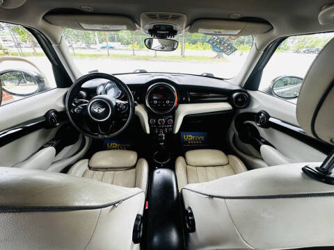 2015 MINI Hardtop 4 Door Cooper