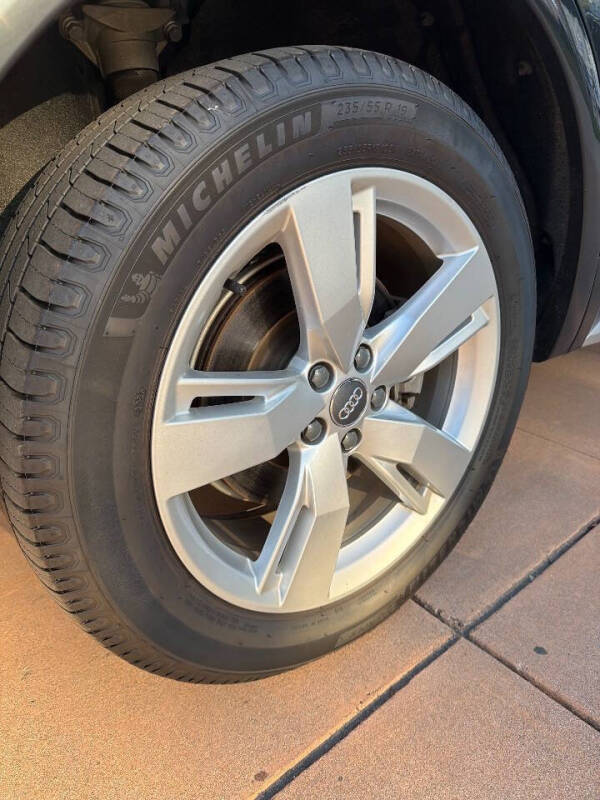 2018 Audi Q5 2.0T quattro Premium Plus