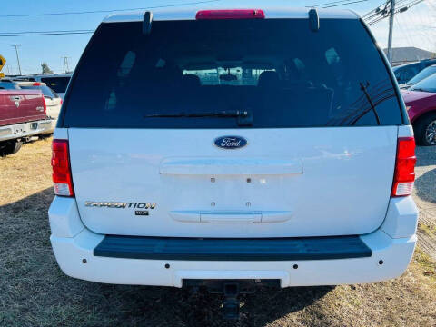 2004 Ford Expedition XLT