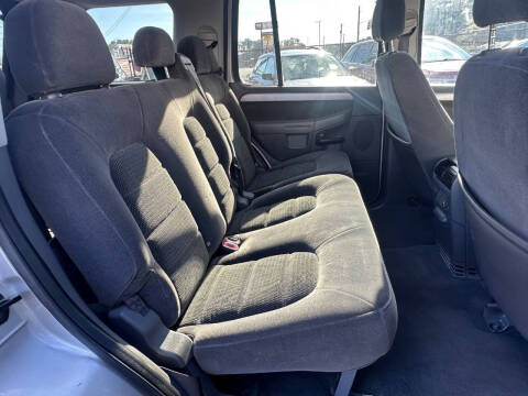 2003 Ford Explorer XLT