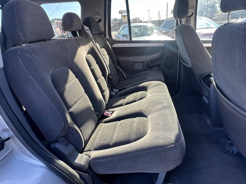 2003 Ford Explorer XLT