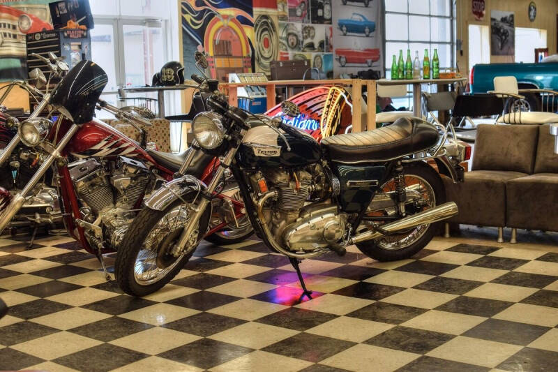 1974 Triumph Trident