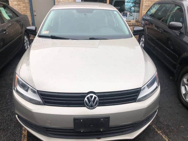 2012 Volkswagen Jetta for sale at Whiting Motors in Plainville CT
