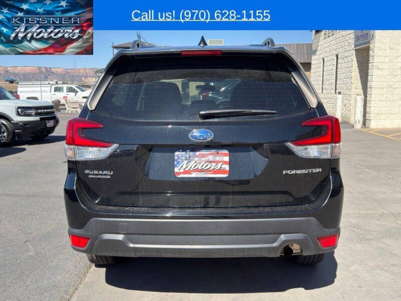2023 Subaru Forester Premium