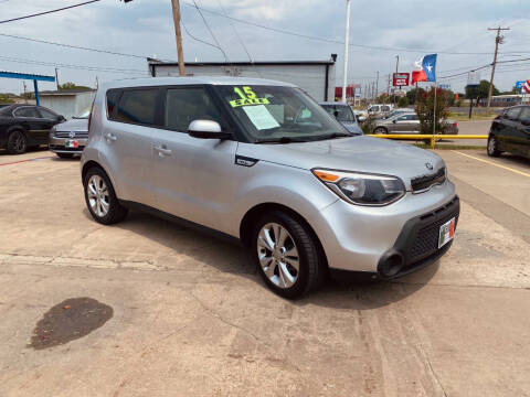 2015 Kia Soul +