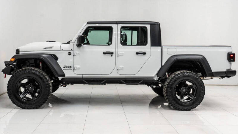 2025 Jeep Gladiator