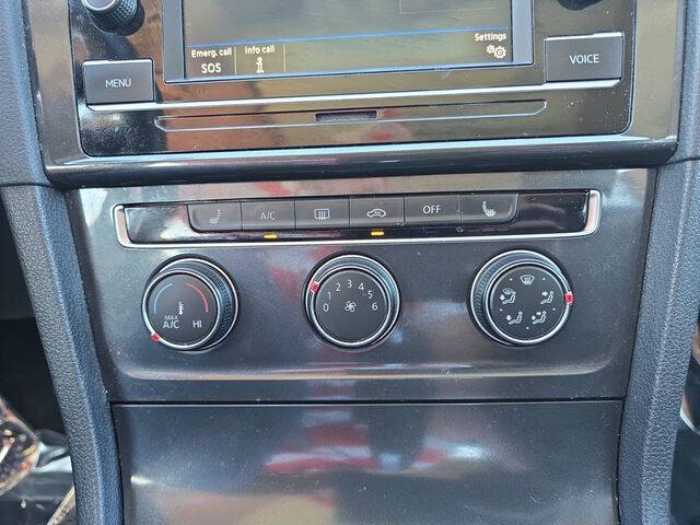 2020 Volkswagen Golf TSI