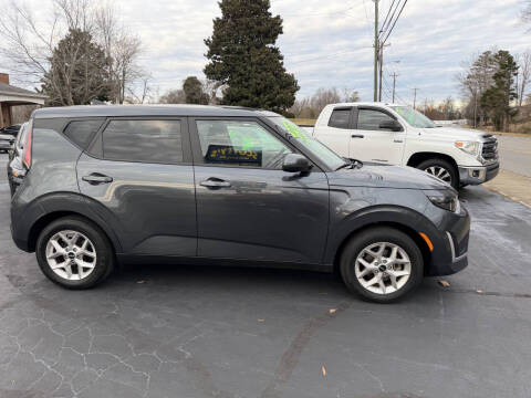 2024 Kia Soul LX