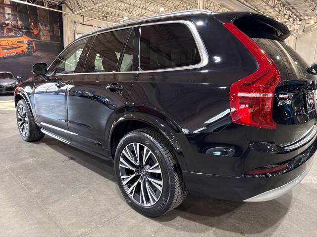 2022 Volvo XC90 T5 Momentum