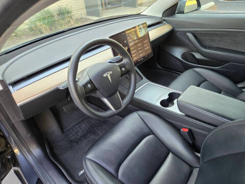 2021 Tesla Model 3 Standard Range Plus