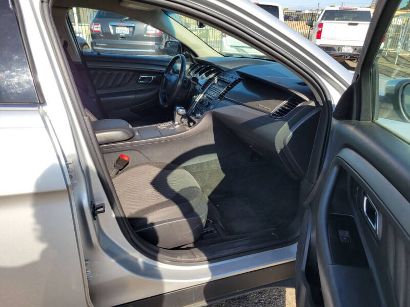 2012 Ford Taurus SEL