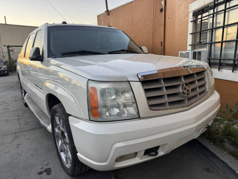 2004 Cadillac Escalade EXT