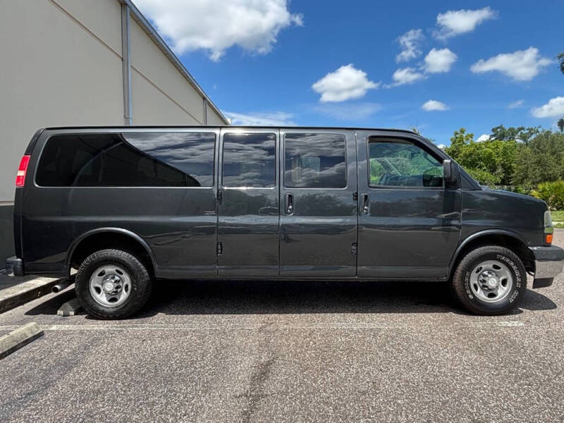 2017 Chevrolet Express LT 3500