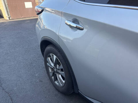 2017 Nissan Murano SV