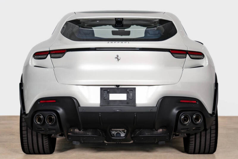 2025 Ferrari Purosangue