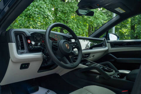 2025 Porsche Cayenne Coupe