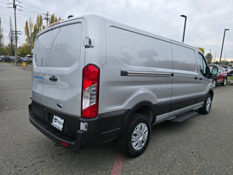 2023 Ford E-Transit