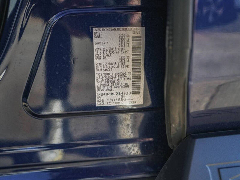 2022 Nissan Pathfinder SV