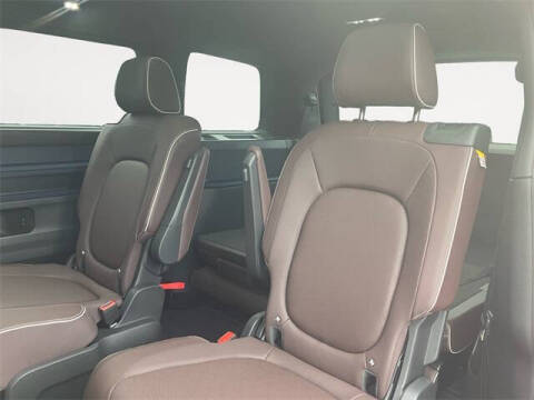 2025 Volkswagen ID. Buzz Pro S Plus 4Motion