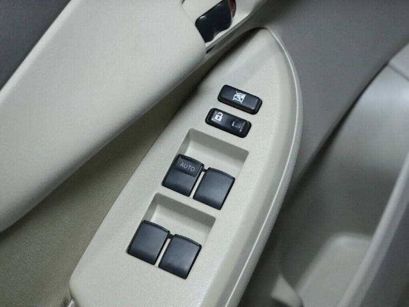 2009 Toyota Corolla LE