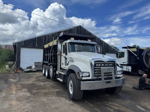 2021 Mack GU713