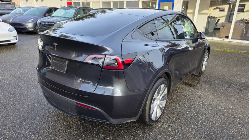 2024 Tesla Model Y Long Range