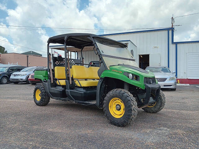 John Deere XUV 560 4WD Image