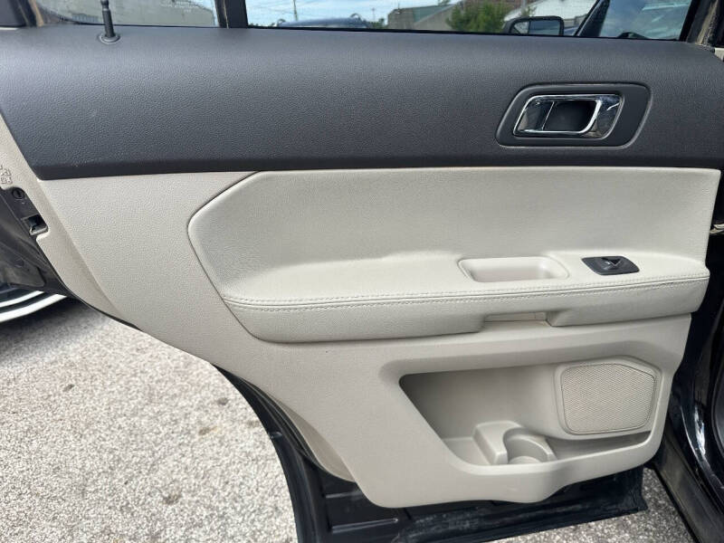 2014 Ford Explorer