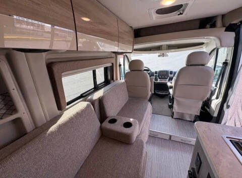 2022 Thor Motor Coach Scope