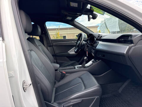 2019 Audi Q3 quattro Premium 45 TFSI