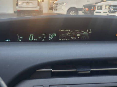 2013 Toyota Prius One