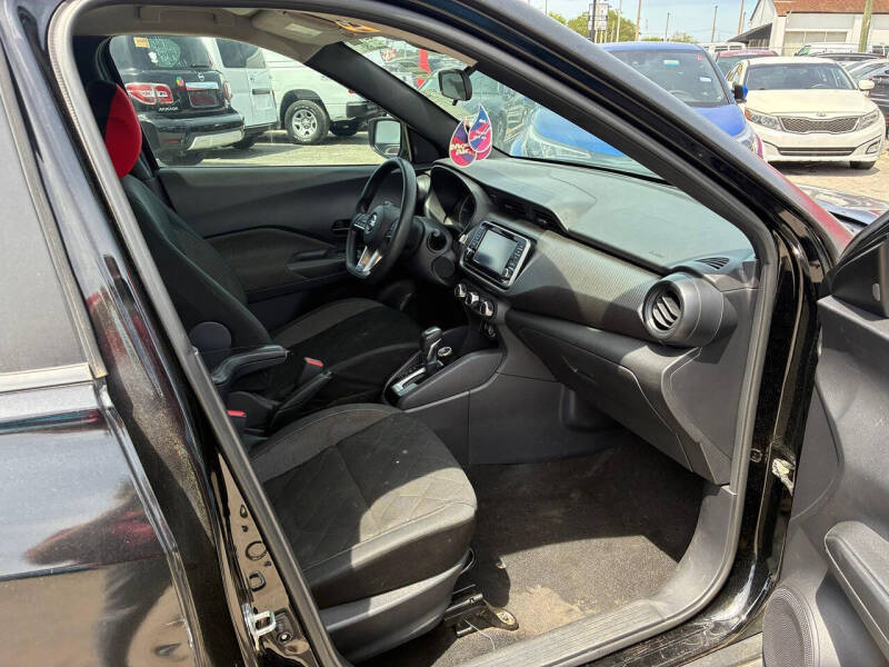2020 Nissan Kicks S