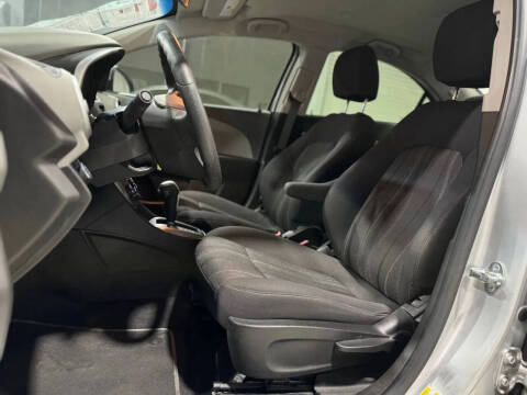 2020 Chevrolet Sonic LT