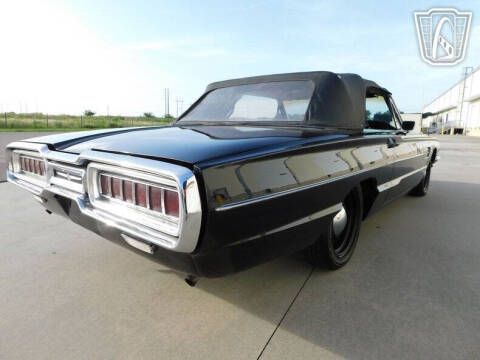 1965 Ford Thunderbird