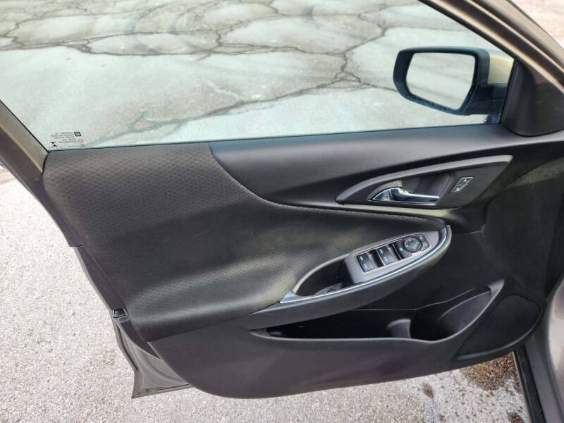 2017 Chevrolet Malibu LT