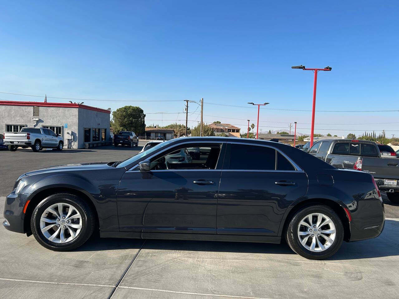 2016 Chrysler 300 for sale at Magic Auto Sales in Hesperia, CA