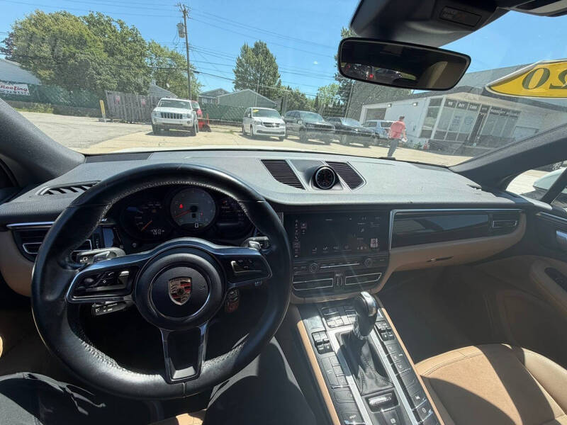 2020 Porsche Macan S