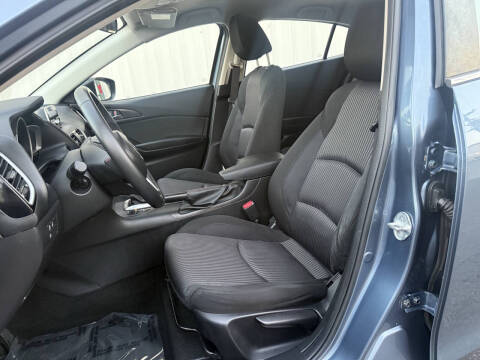 2014 Mazda MAZDA3 i Touring