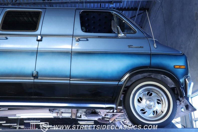 1977 Dodge D200 Pickup