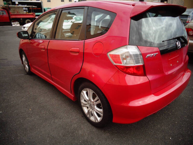 2010 Honda Fit Sport photo 4