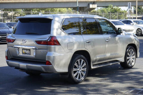 2016 Lexus LX 570