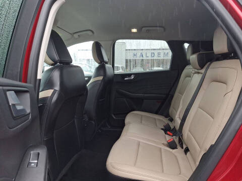 2021 Ford Escape SEL