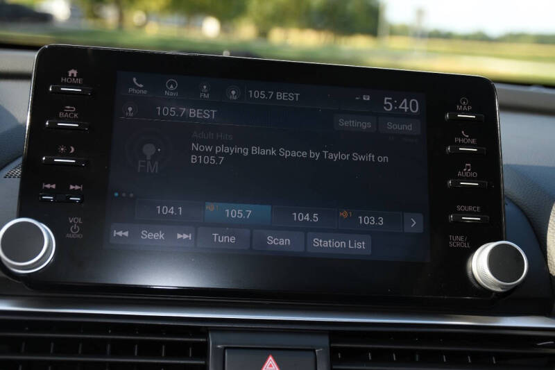 2022 Honda Accord Hybrid Touring