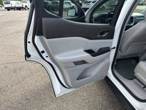 2017 GMC Acadia SLT-1