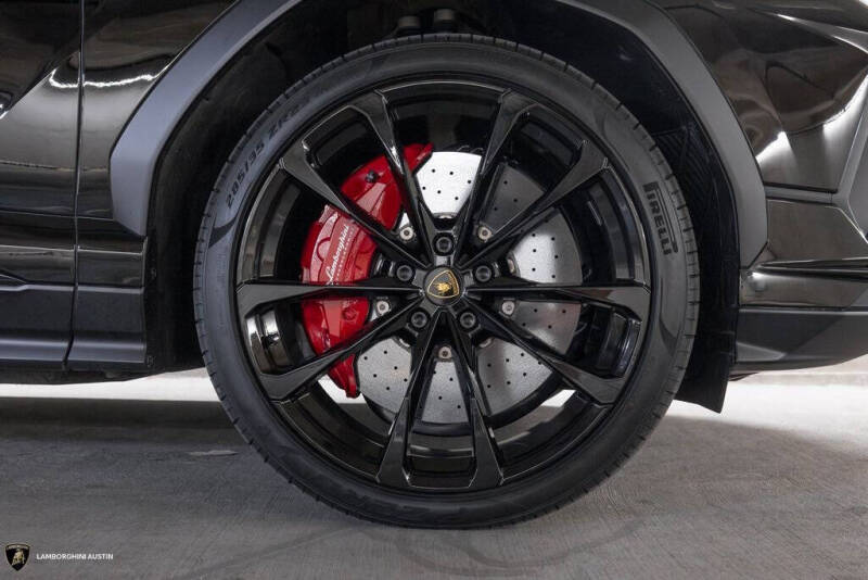 2024 Lamborghini Urus S