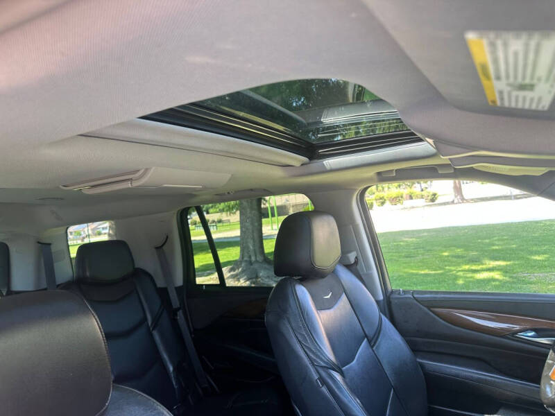 2020 Cadillac Escalade Premium Luxury