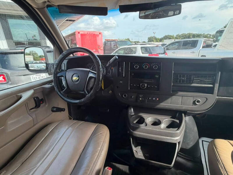 2011 Chevrolet Express LS 2500
