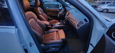 2016 Audi Q5 2.0T quattro Premium Plus